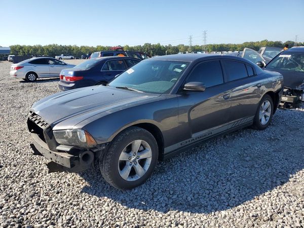 2014 DODGE CHARGER SE