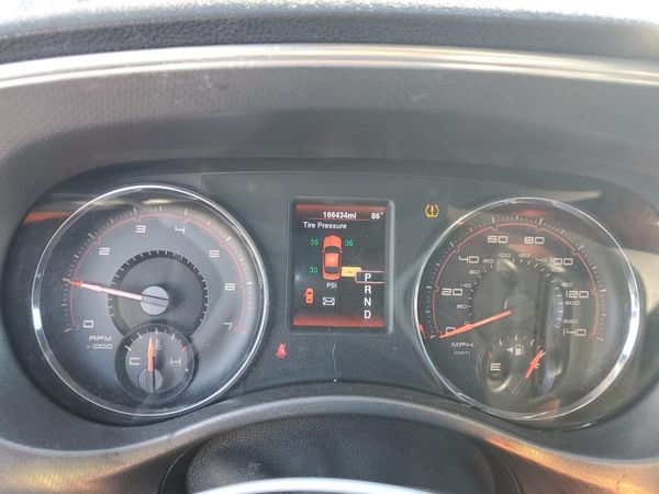 2014 DODGE CHARGER SE