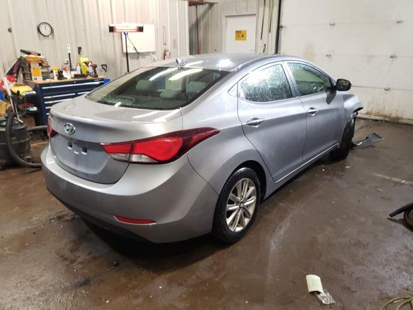 2014 HYUNDAI ELANTRA GLS (Middle)