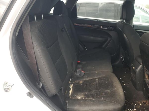 2015 KIA SORENTO GL