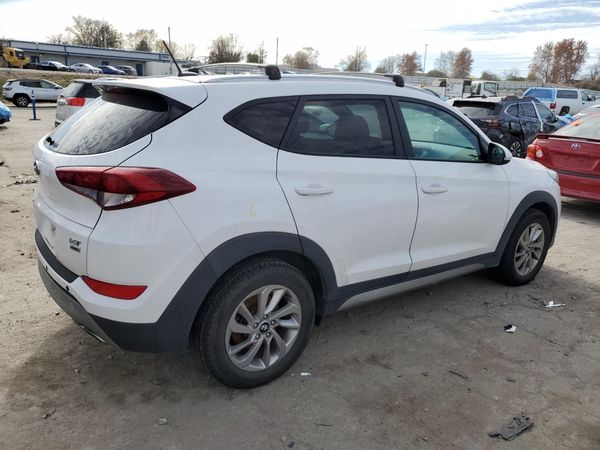 2017 HYUNDAI TUCSON