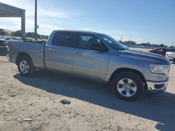 2019 RAM 1500 Big Horn/Lonestar — Passenger 3/4
