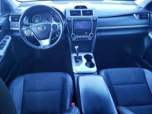 2012 TOYOTA CAMRY