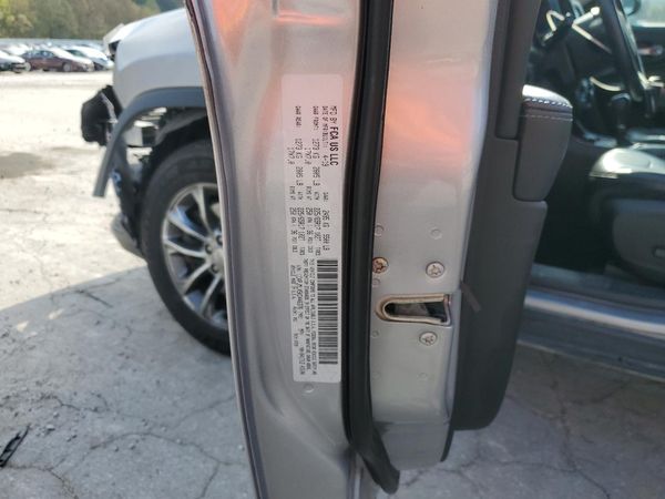 2019 JEEP CHEROKEE LATITUDE PLUS 4X4