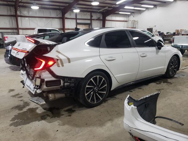 2021 HYUNDAI SONATA