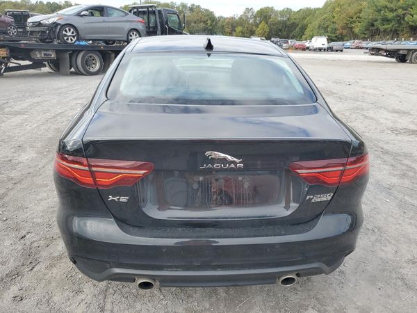 2020 JAGUAR XE