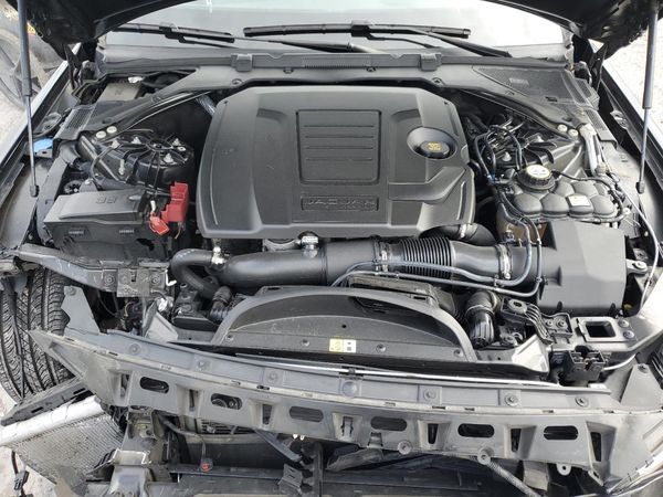 2020 JAGUAR XE