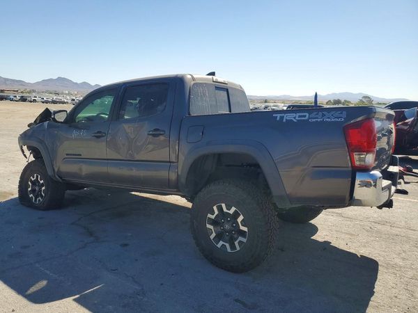 2017 TOYOTA TACOMA