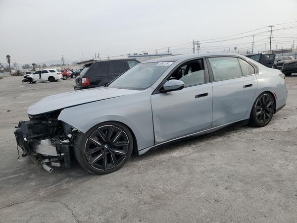 2023 BMW 740