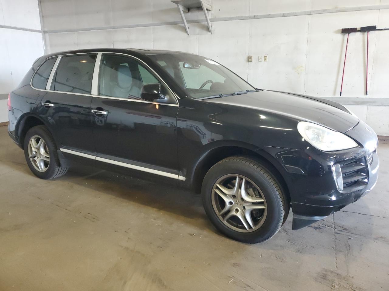 2010 PORSCHE CAYENNE