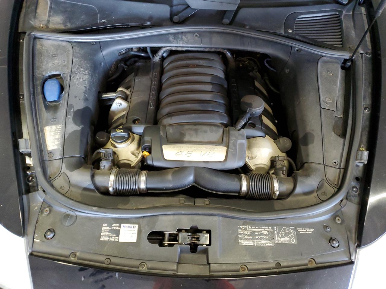 2010 PORSCHE CAYENNE