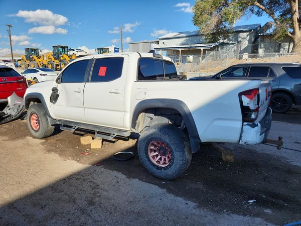 2019 TOYOTA TACOMA SR5