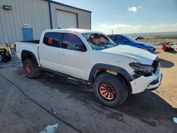 2019 TOYOTA TACOMA SR5