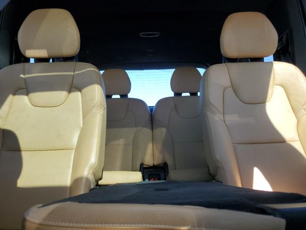 2016 VOLVO XC90 SV42 Momentum