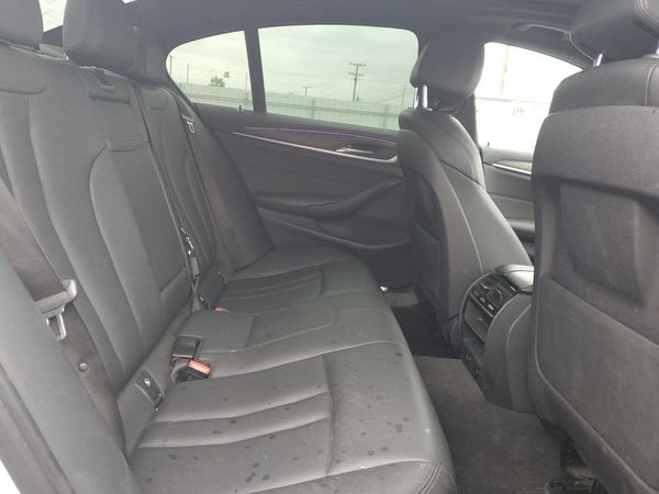 2018 BMW 530E