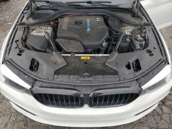 2018 BMW 530E