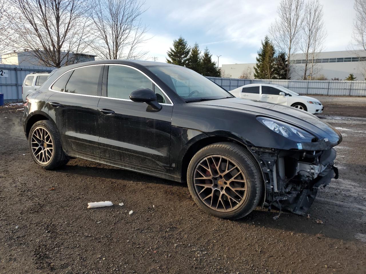 2017 PORSCHE MACAN