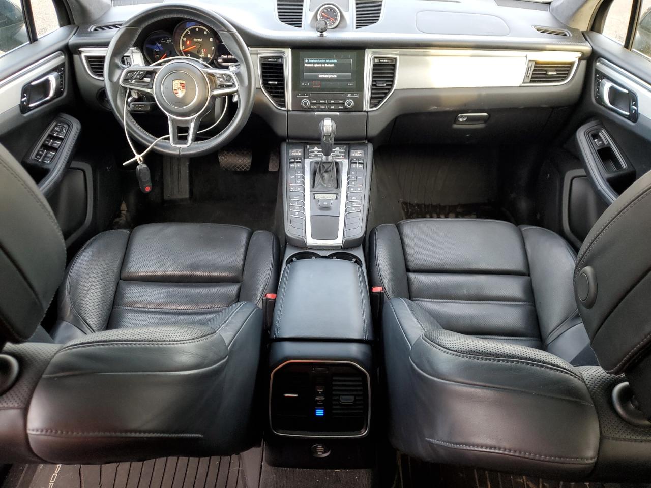 2017 PORSCHE MACAN