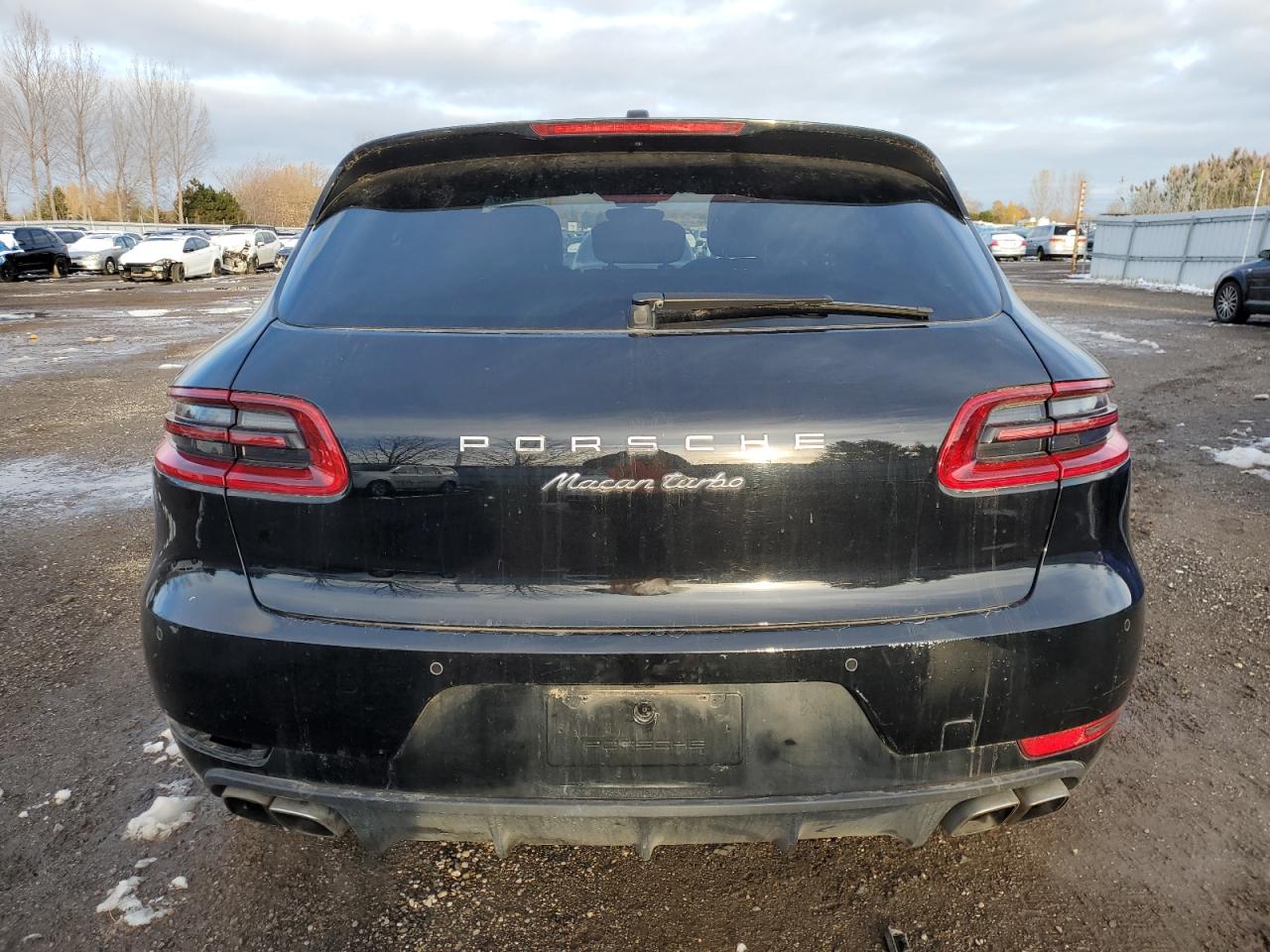 2017 PORSCHE MACAN