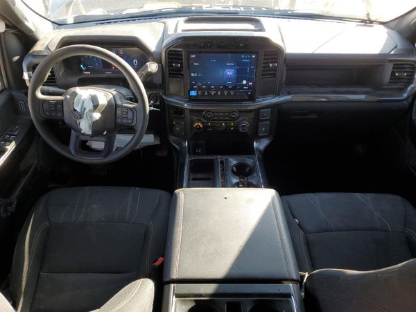 2024 FORD F150
