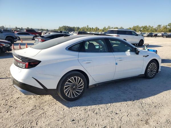 2025 HYUNDAI SONATA