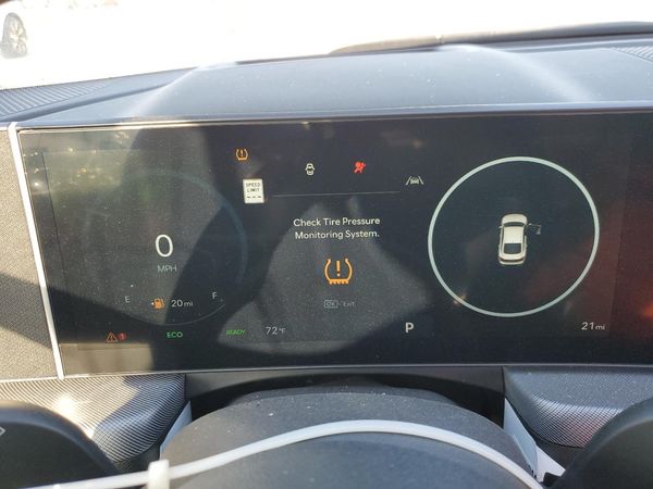 2025 HYUNDAI SONATA