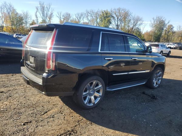2018 CADILLAC ESCALADE Luxury