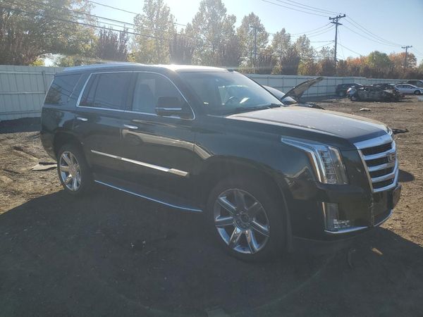 2018 CADILLAC ESCALADE Luxury
