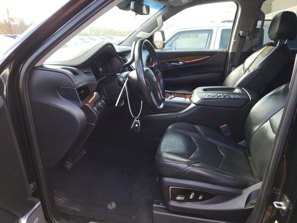 2018 CADILLAC ESCALADE Luxury