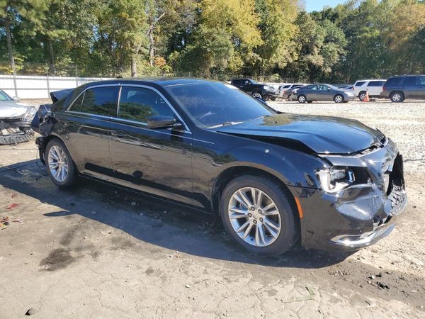 2017 CHRYSLER 300