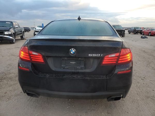 2016 BMW 550