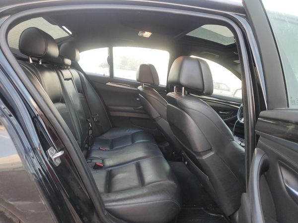 2016 BMW 550