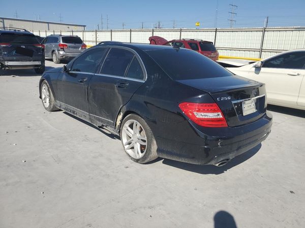 2014 MERCEDES-BENZ C
