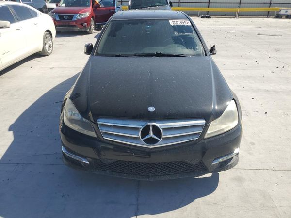2014 MERCEDES-BENZ C