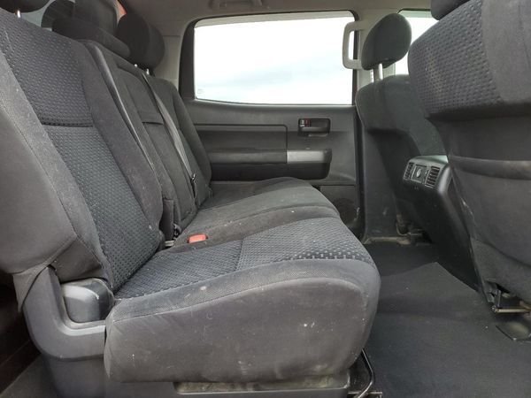 2012 TOYOTA TUNDRA SR5