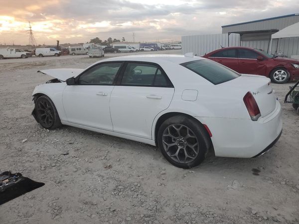 2018 CHRYSLER 300