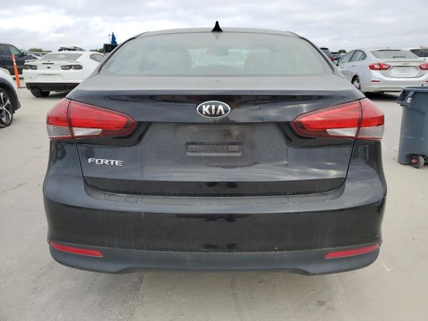 2018 KIA FORTE