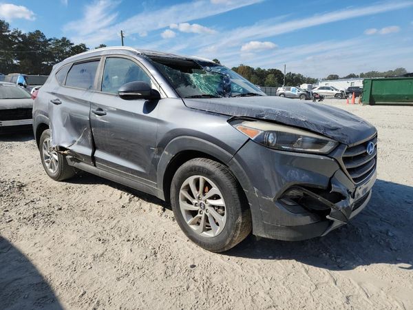 2016 HYUNDAI TUCSON