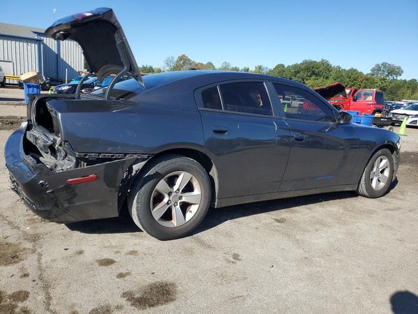 2013 DODGE CHARGER SE