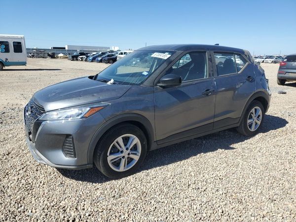2024 NISSAN KICKS