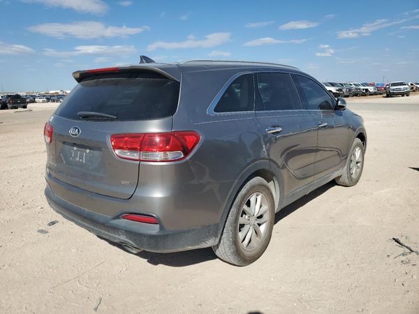 2017 KIA SORENTO