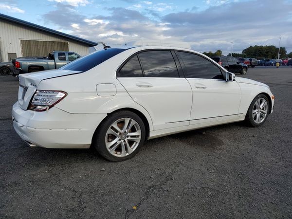 2013 MERCEDES-BENZ C