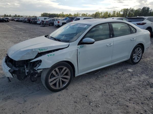 2019 VOLKSWAGEN PASSAT