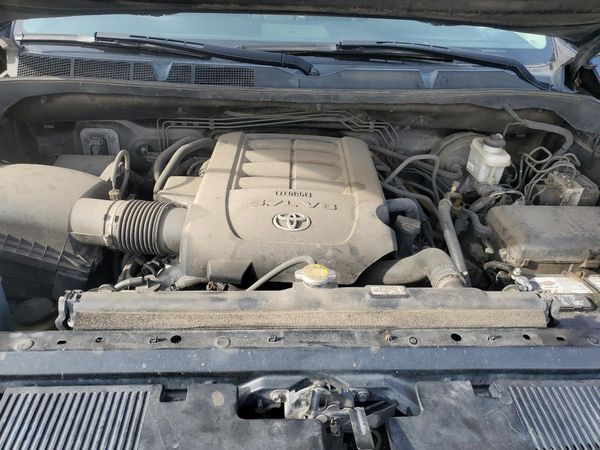 2015 TOYOTA TUNDRA
