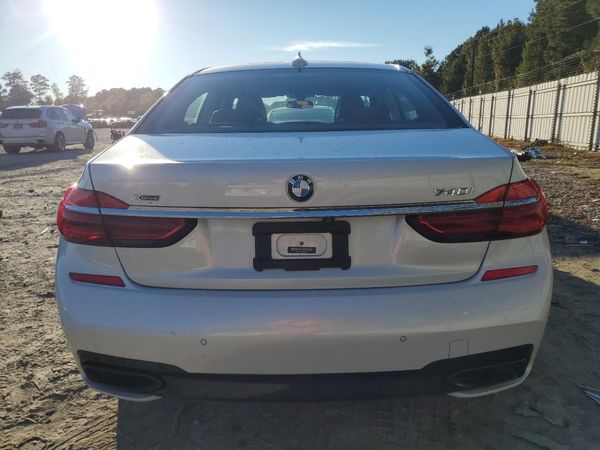 2017 BMW 740