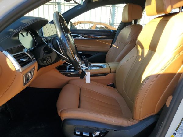 2017 BMW 740