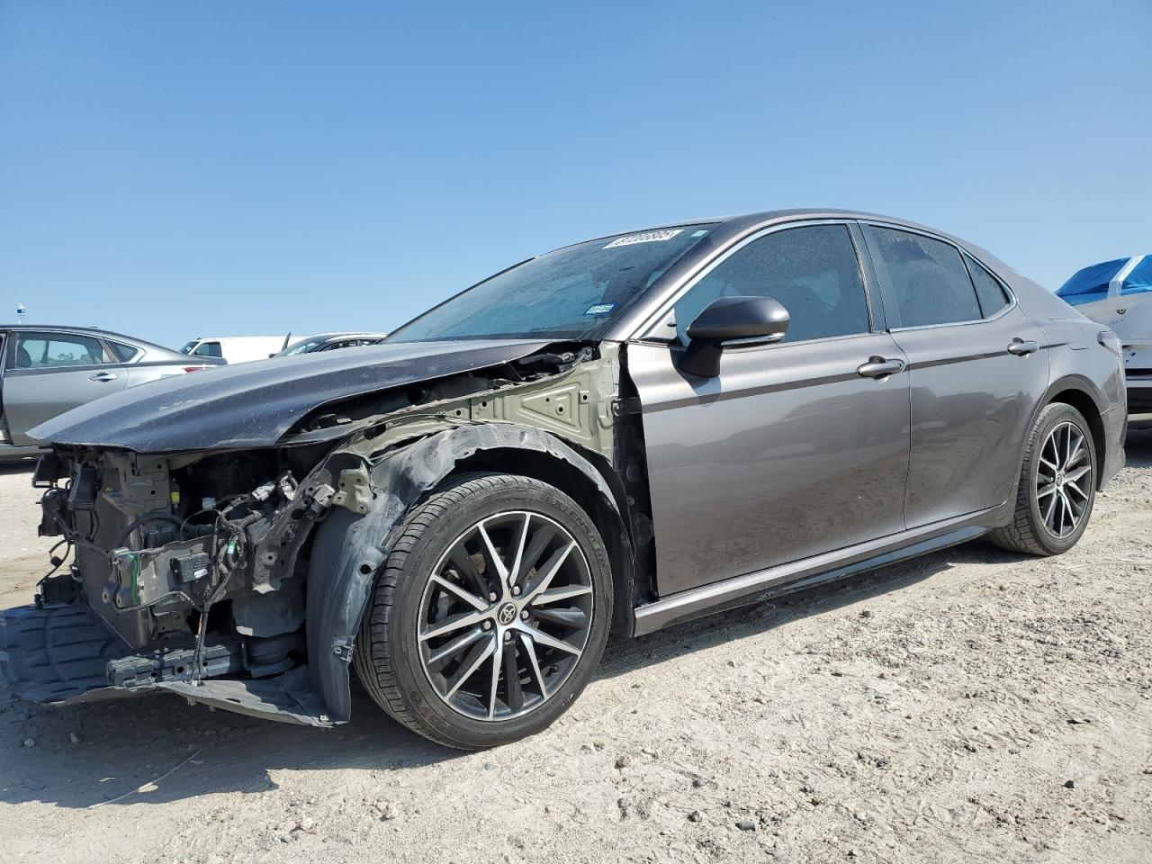 2022 TOYOTA CAMRY