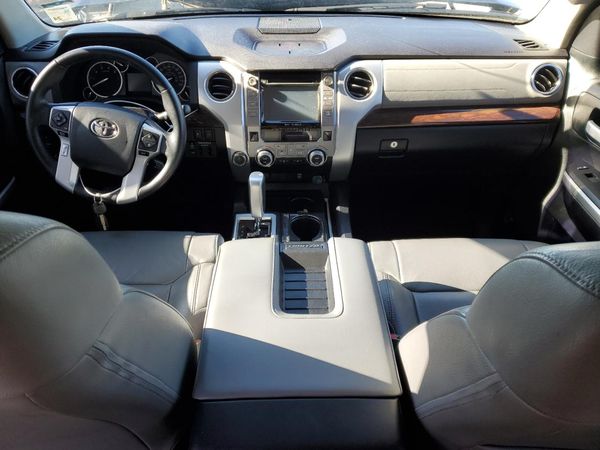 2017 TOYOTA TUNDRA Limited