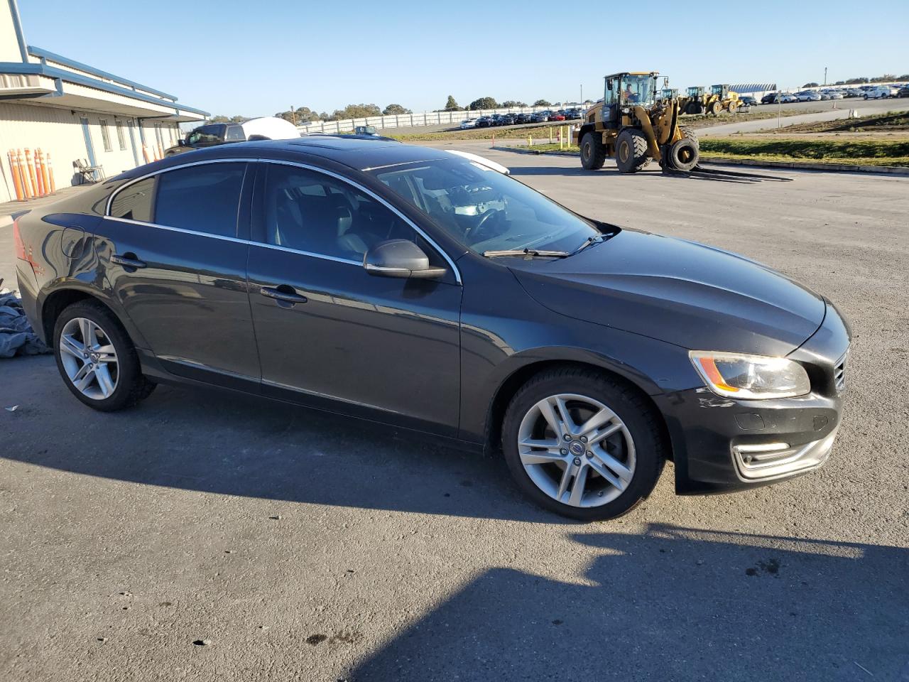 2015 VOLVO S60 Platinum (non R design)