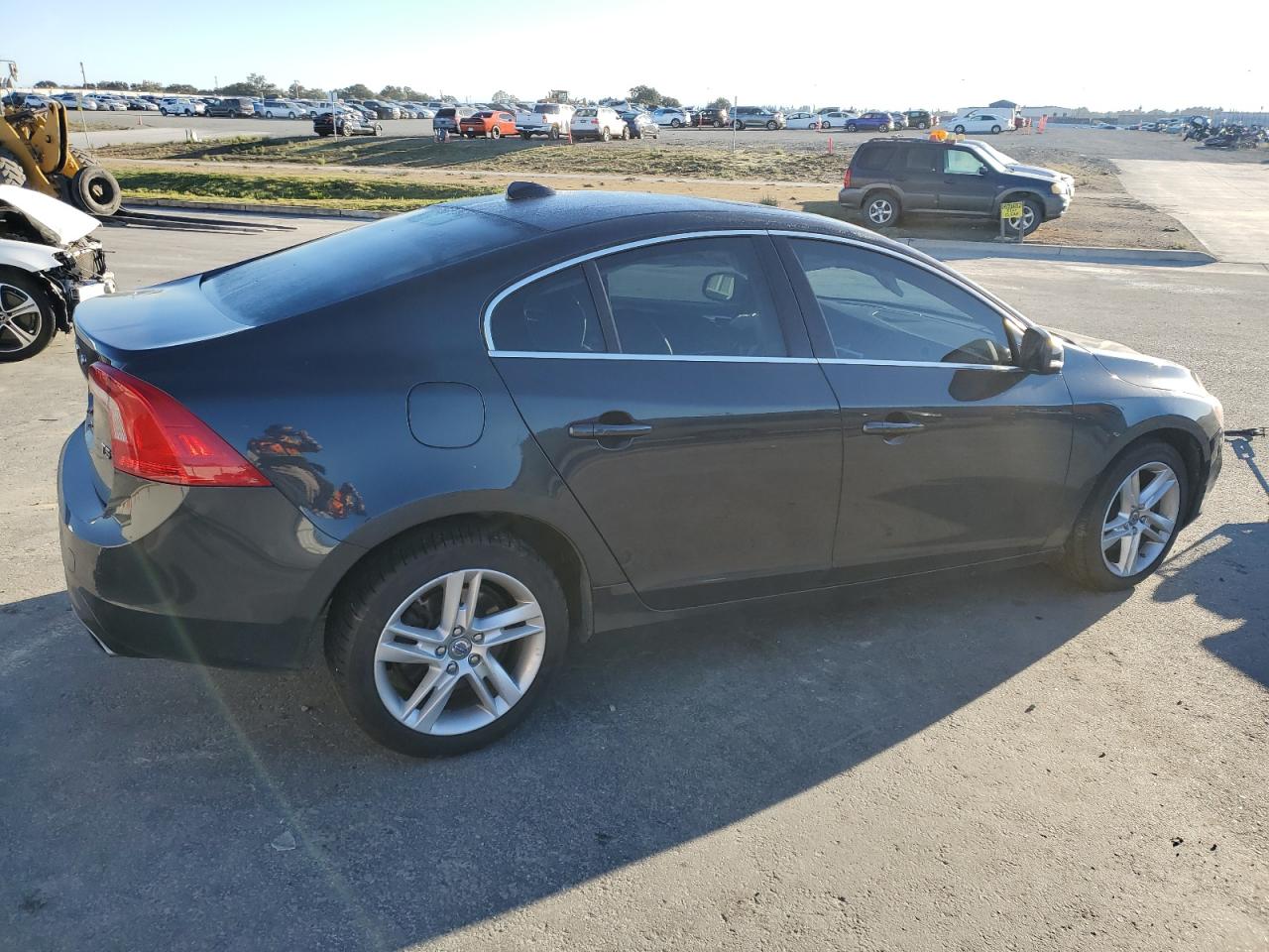 2015 VOLVO S60 Platinum (non R design)